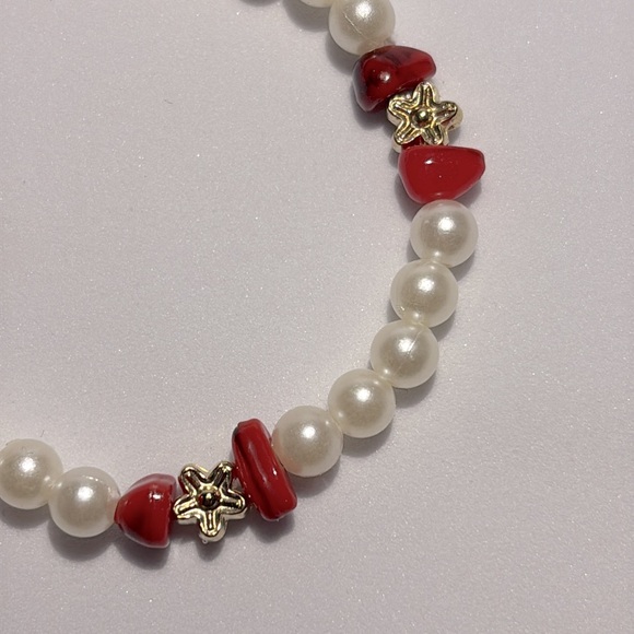 Christmas 🎄❤️ Pearls, red and gold plated bracelet - Picture 3 of 3